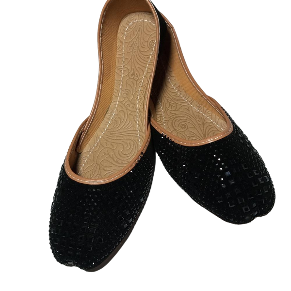 Women's PU Fancy Embroidered Khussa.